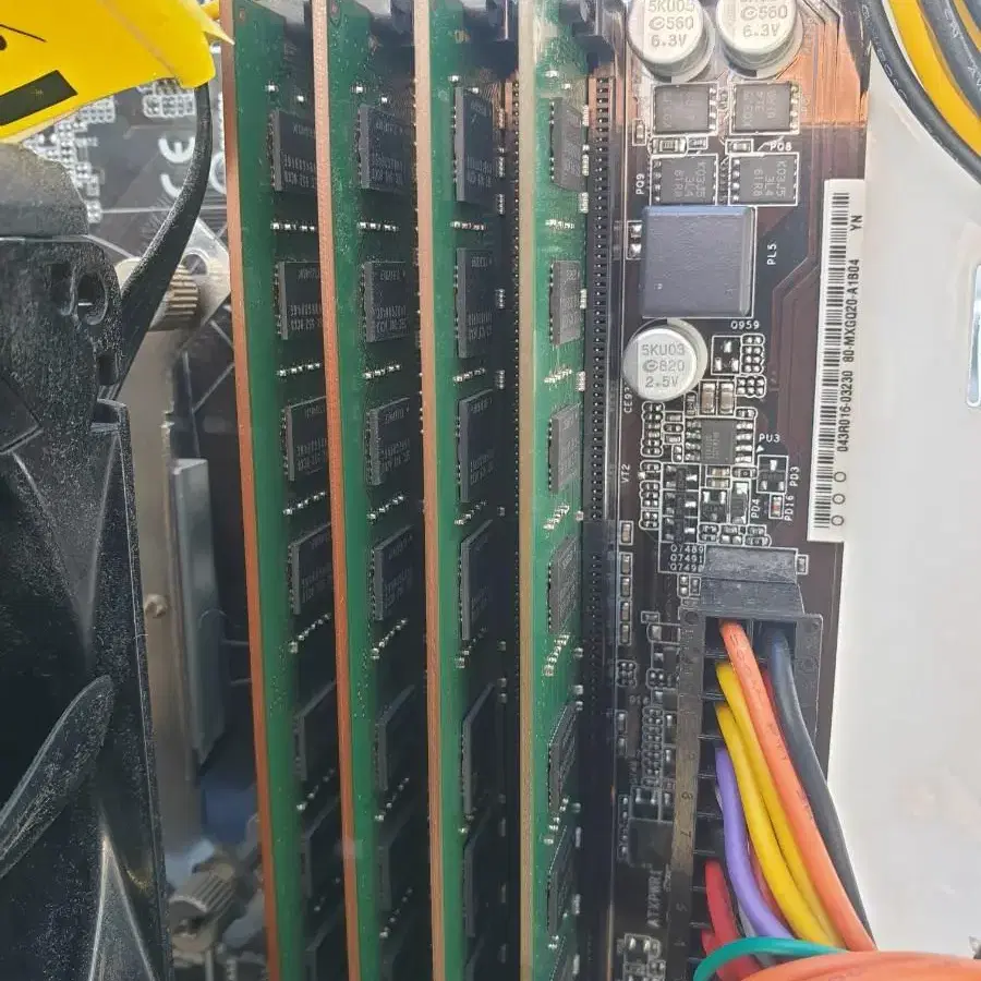 인텔코어 i5-4670 지포스2060슈퍼8g 파워800w 현재도잘쓰고있는