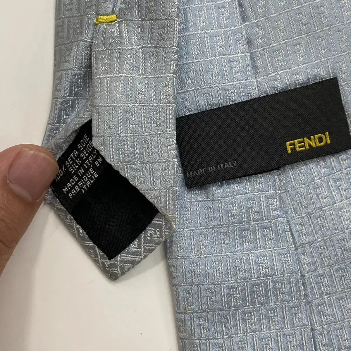 신형라벨 펜디 FF모노그램 FENDI 정품넥타이 명품