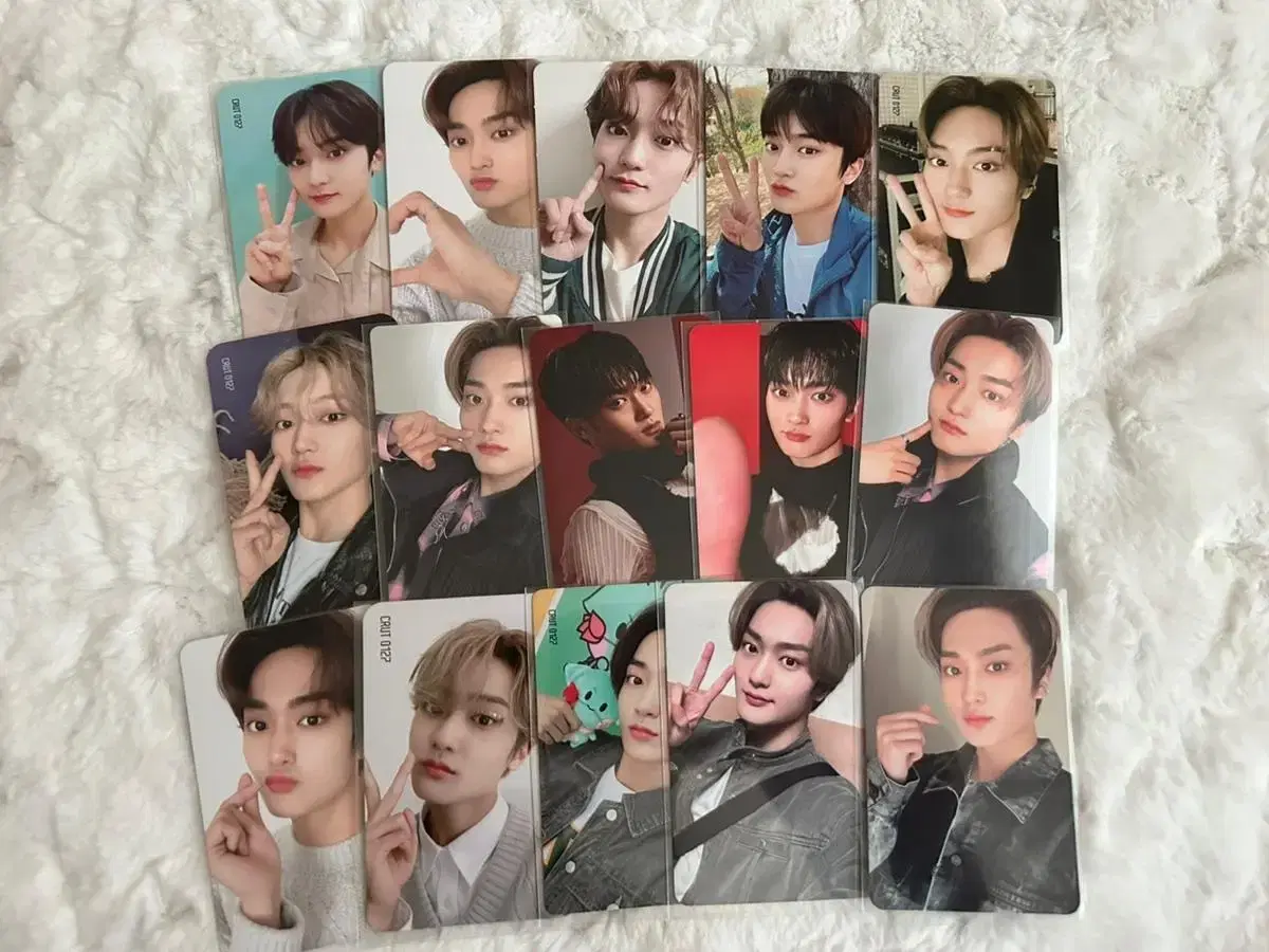 Cravity taeyoung photocard MasterpiecePartyRockUnreleased Photocard wts seasons greetings qq