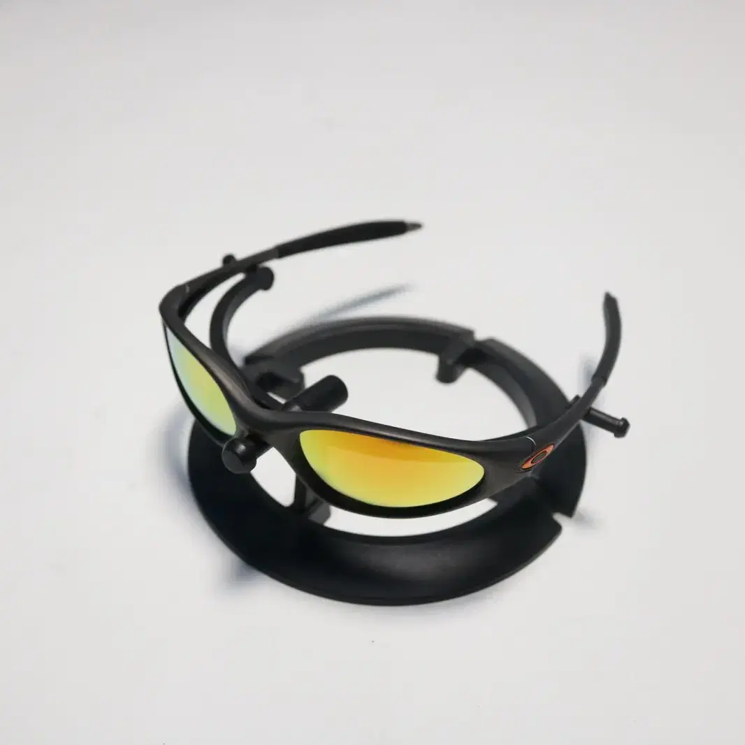 OAKLEY 오클리 미뉴트 1.0 건메탈 선글라스