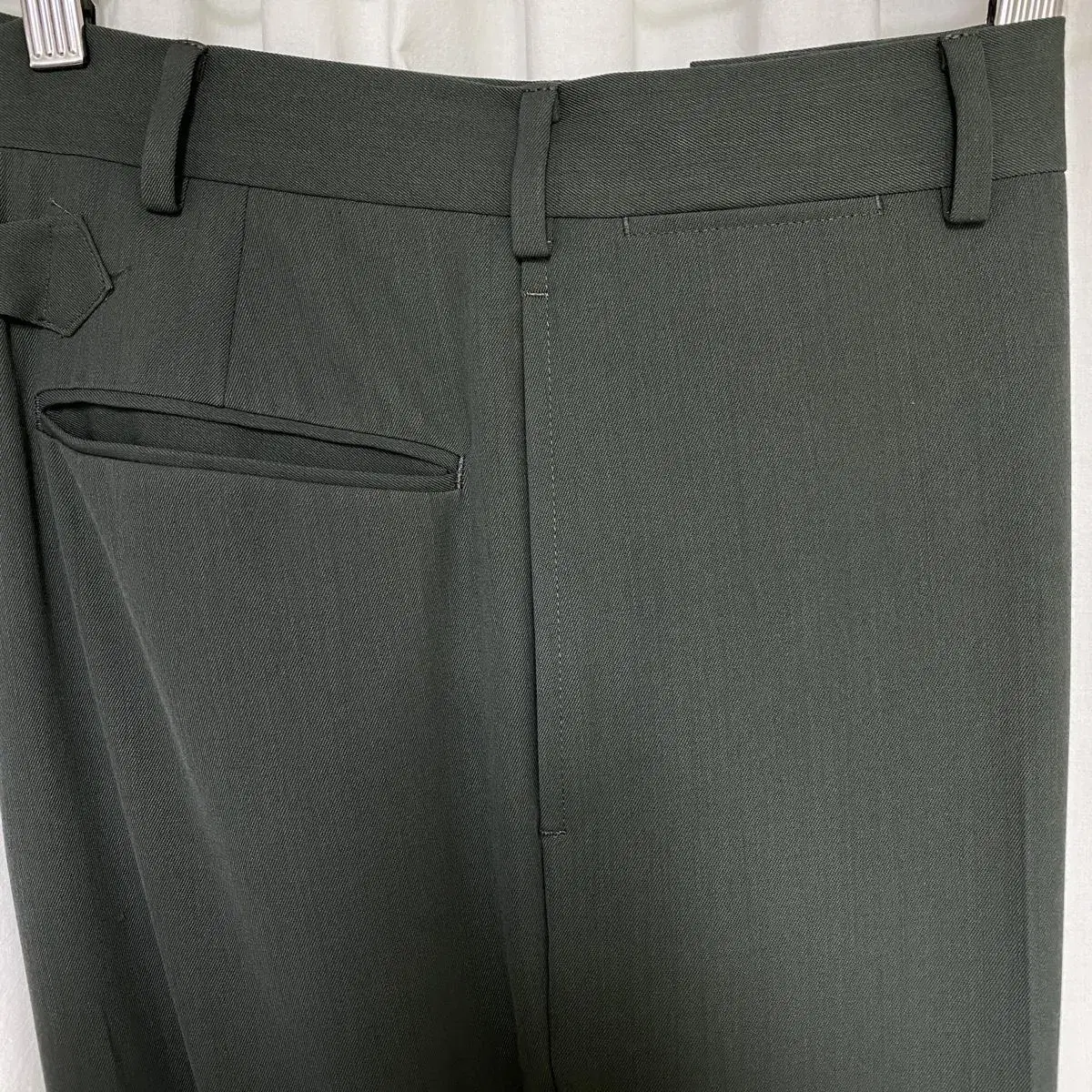 [32] J.Press 21/FW Mos Green Slacks