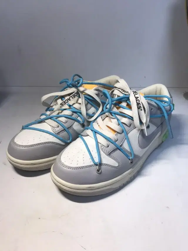 Nike off white dunk low lot 2