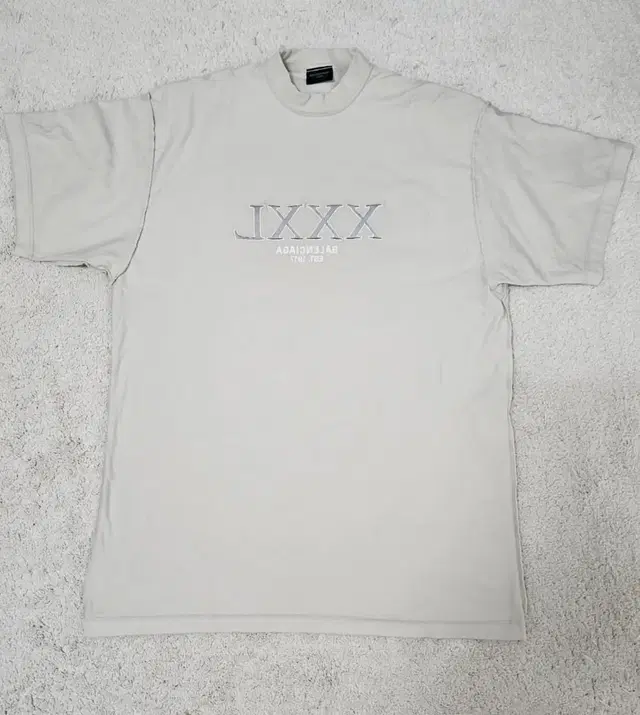 발렌시아가 3xl 티셔츠