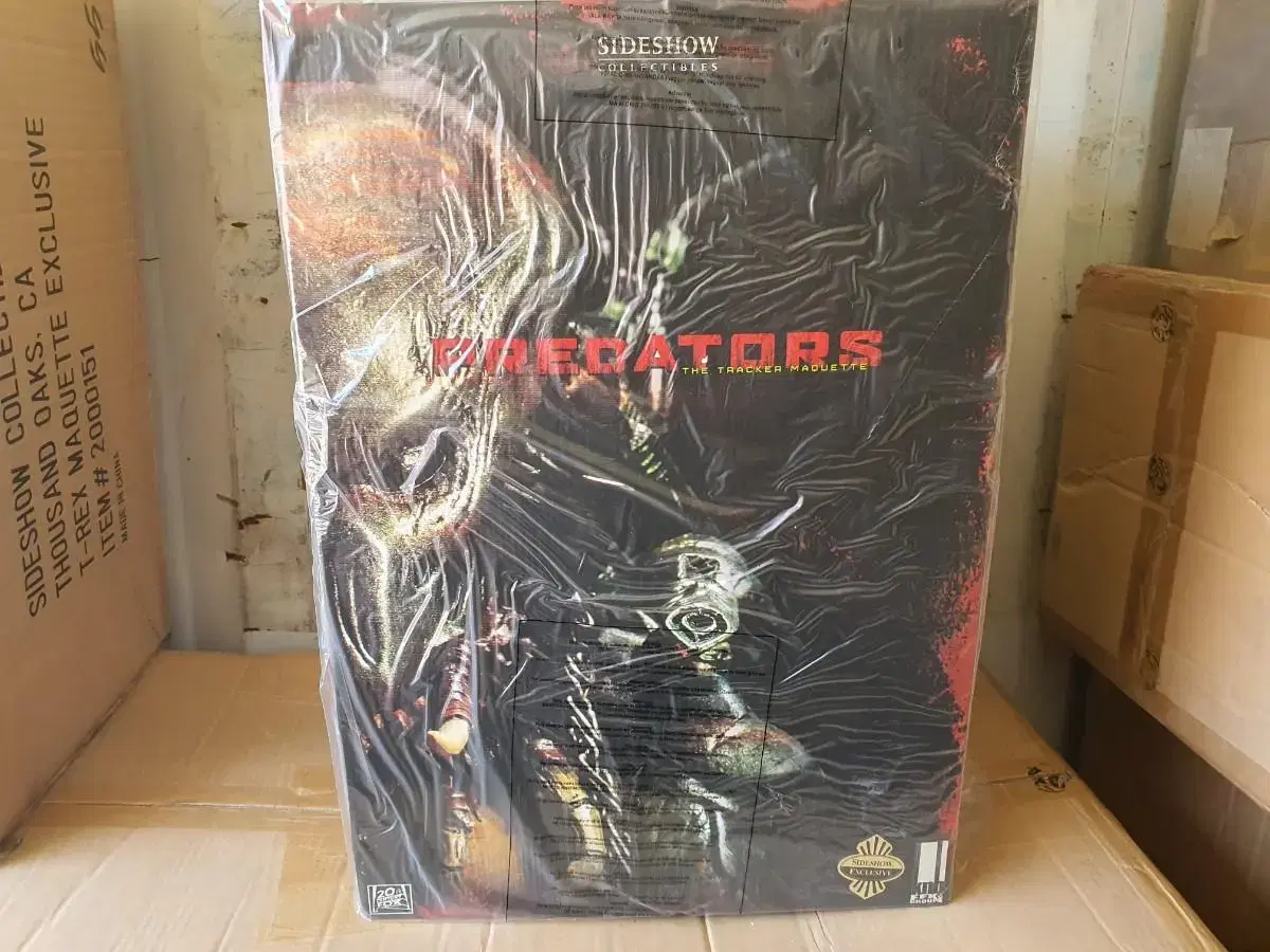 Sideshow Predators Tracker X Unsealed