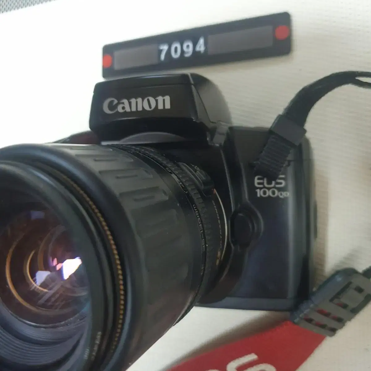 캐논 EOS 100 QD 필름카메라 35~135미리 줌렌즈