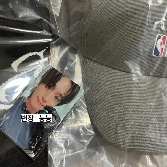 더보이즈 현재 와치잇 공방포카 역조공 담요 NBA 모자 (미개봉)