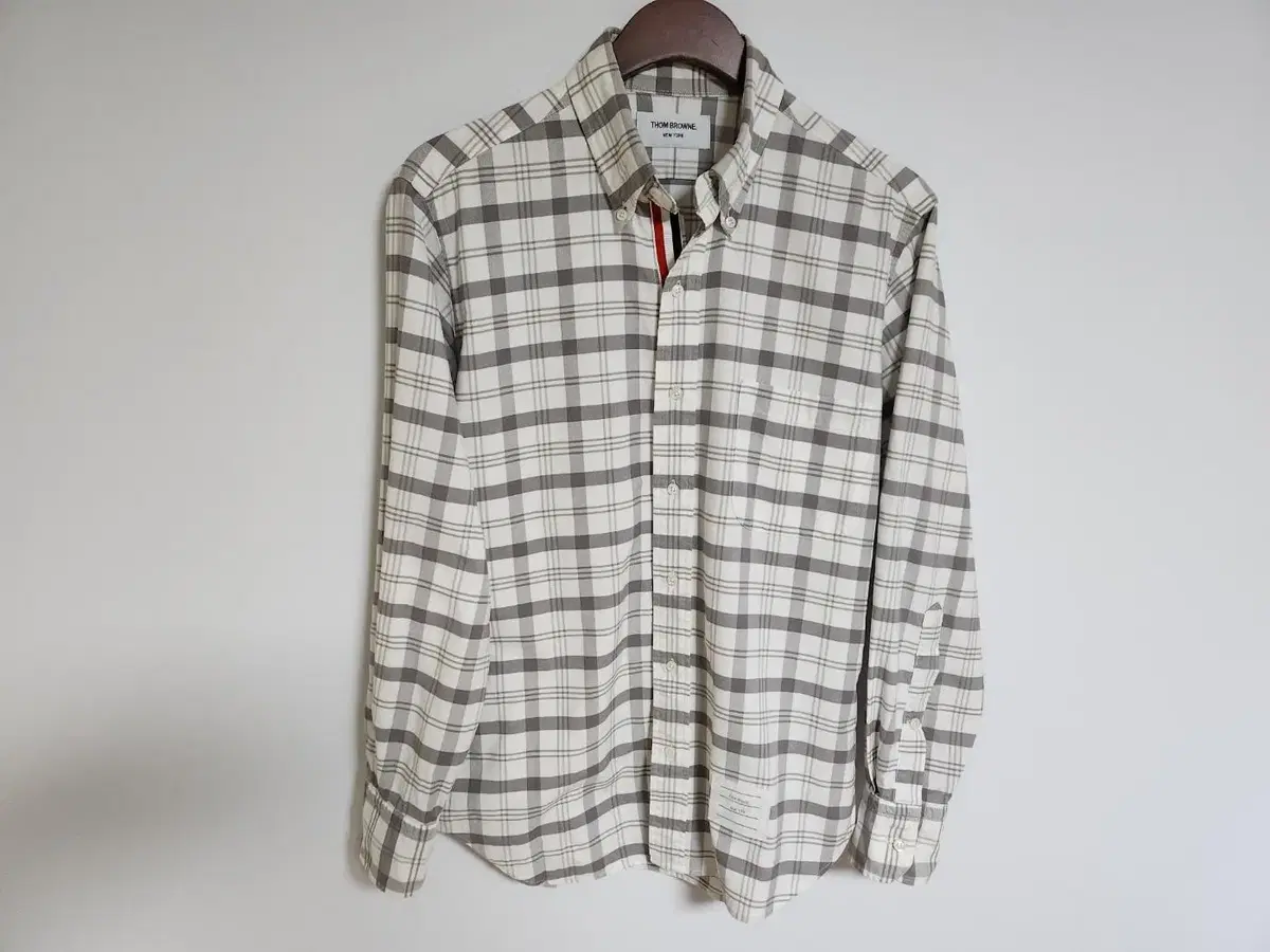 [2] Thom Browne Three Stripe Hidden Check Oxford Shirt MWL010 8501