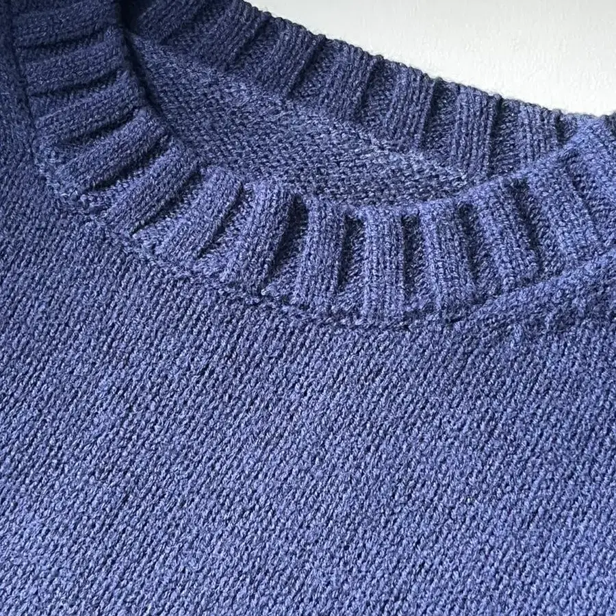 로우 울 니트 네이비 (L'EAU Lein pure wool knit)