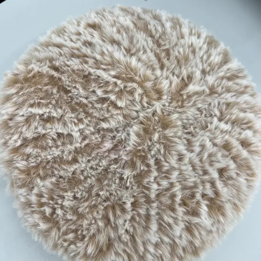 (새상품)펀프롬펀 비니모자 HANDMADE KNIT FUR BERET