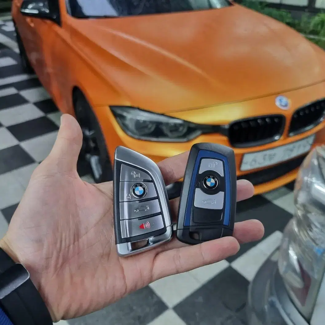 BMW 전시리즈 자동차키 스마트키 복사 개조 수리 전문샵