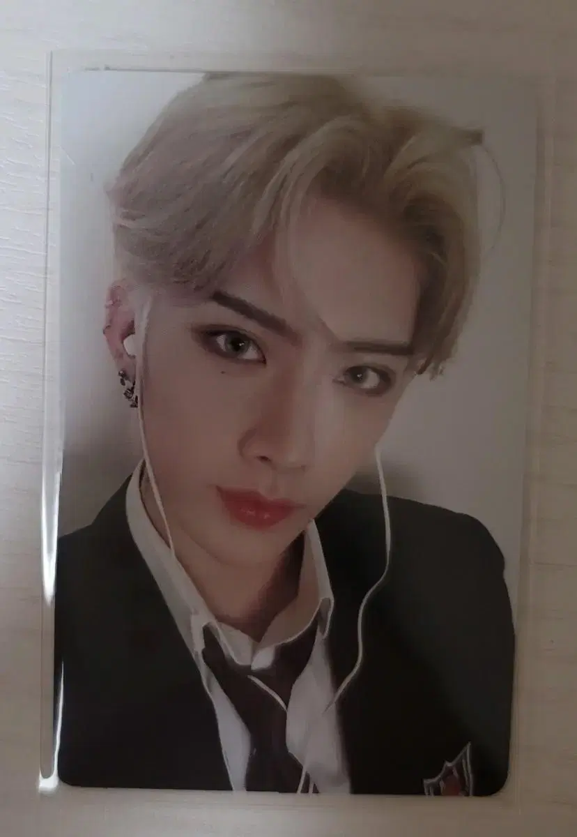 Ricky Melting Point musicplant earphones photocard