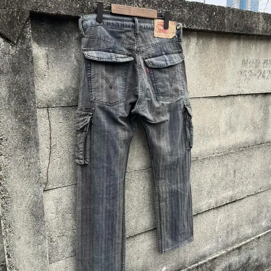 00s 505-61 Vintage Levis(33)