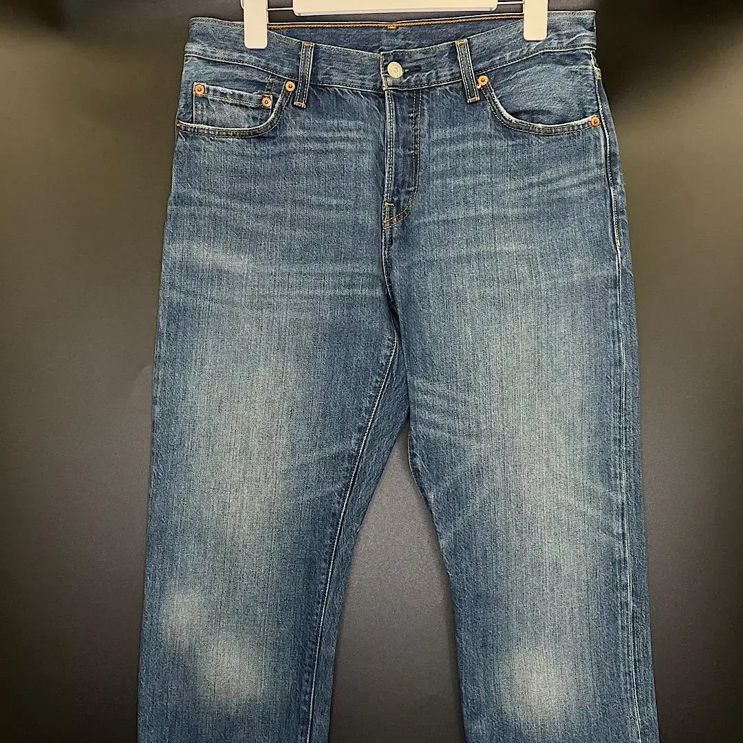 (31")Vintage Levi's 501 Jeans LE154