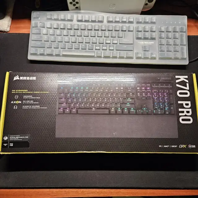 corsair k70 rgb pro opx(광적축) 판매합니다.