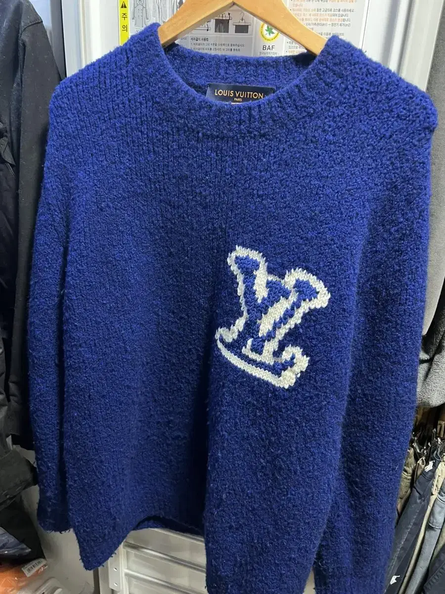 Louis Vuitton Intarsia Knit BlooL