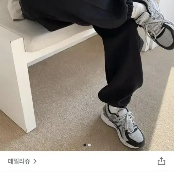 데일리쥬 절개 기모 조거팬츠 블랙 s