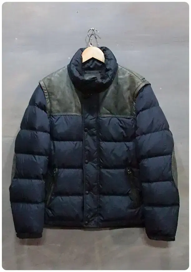 [S] Coach Sheepskin Color-Blocked Duck Down Puffer Jacket (45% off)