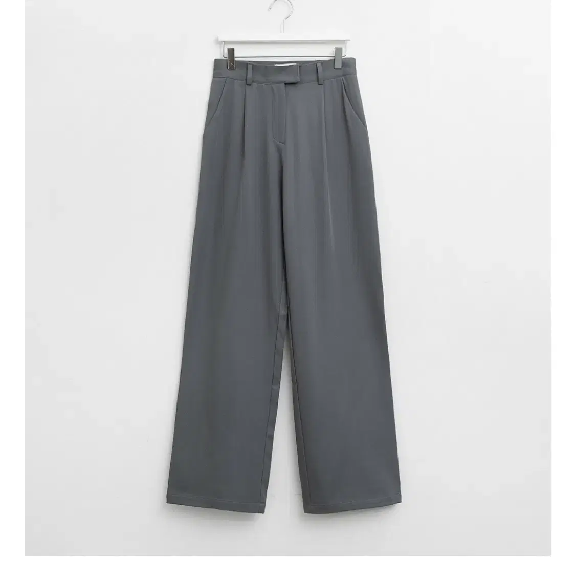 Zigzag gray slacks