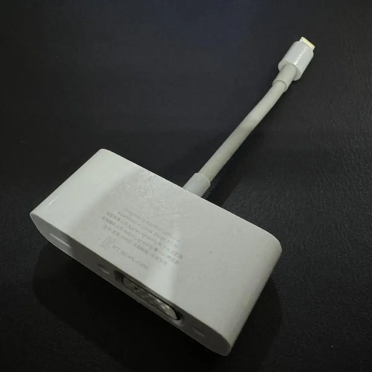 애플(Apple) Lightning VGA 어댑터