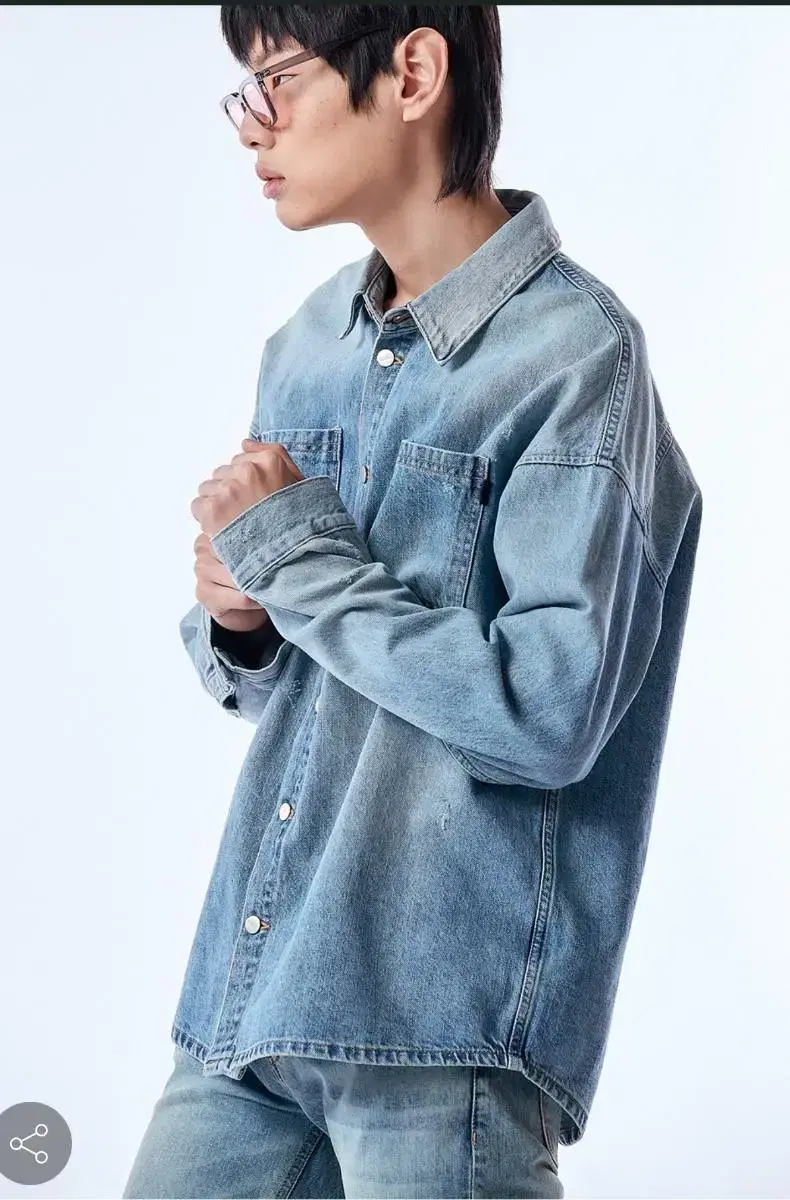 [M] Philogram Stonewashed Wide Denim Shirt