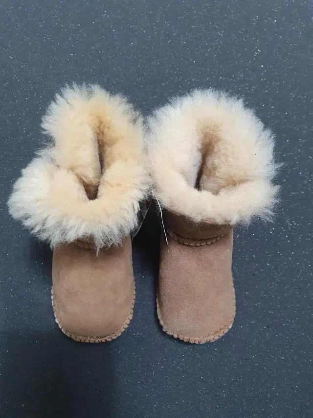 호주 suttons ugg 아기5사이즈