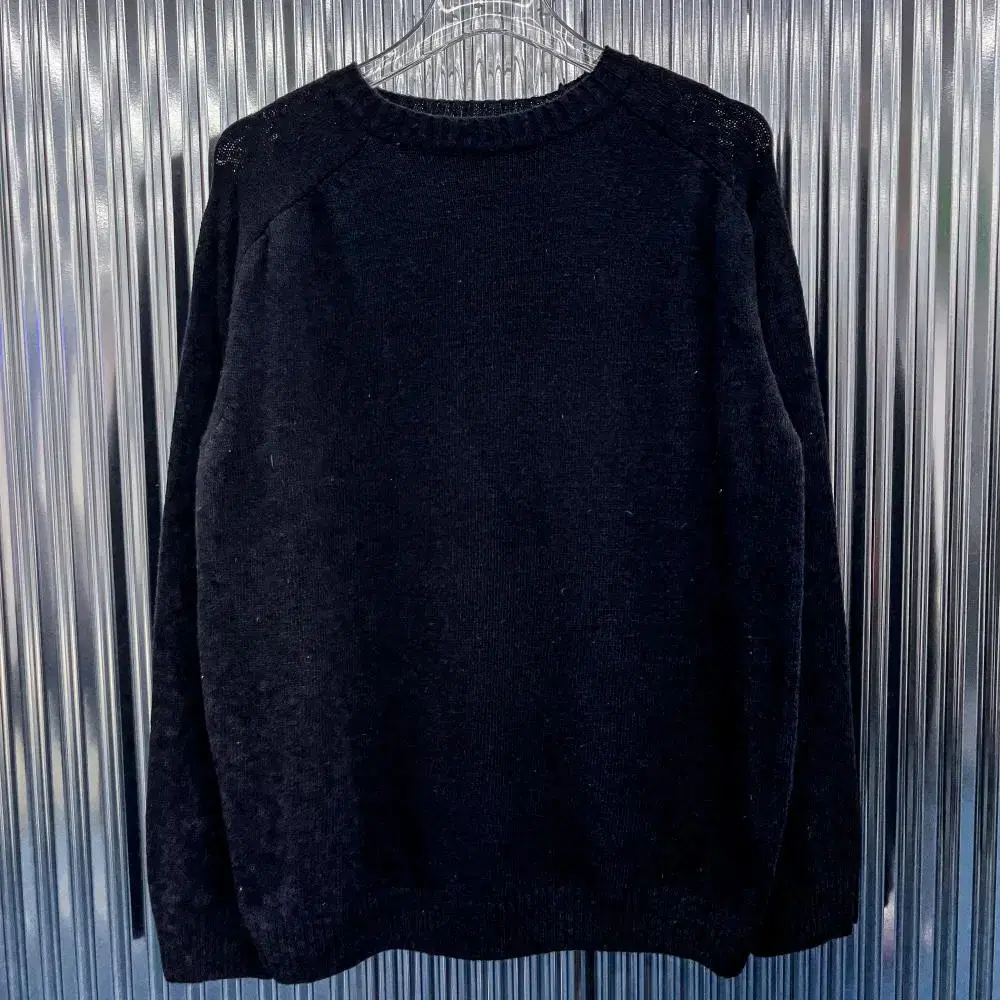 Balut Round Neck Knit (Domestic L) F983