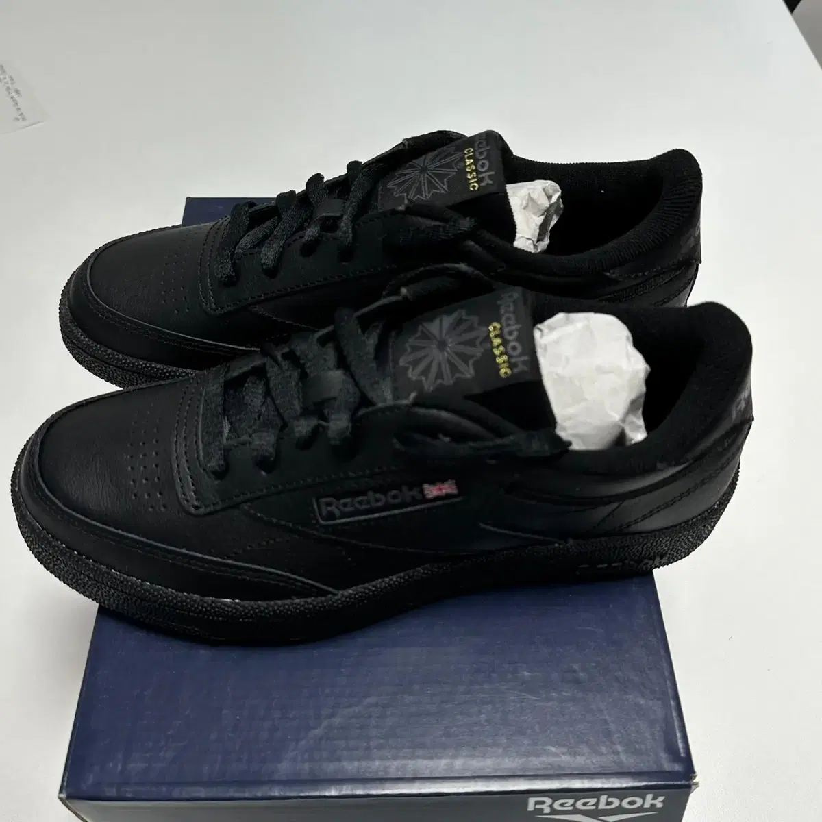 (245)Reebok Classic Club C 85 Black UK5.5