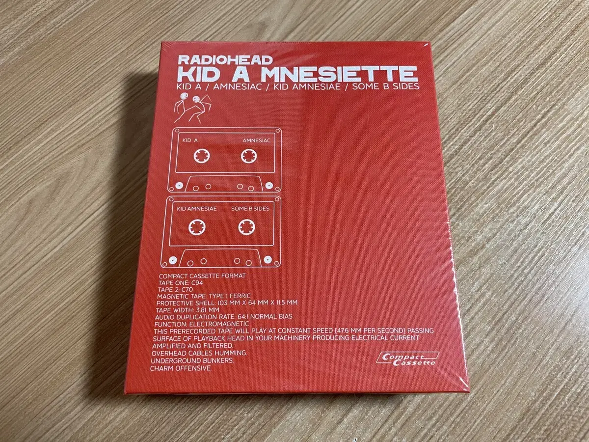 라디오헤드 KID A MNESIETTE 카세트 테이프 한정판 BOXSET