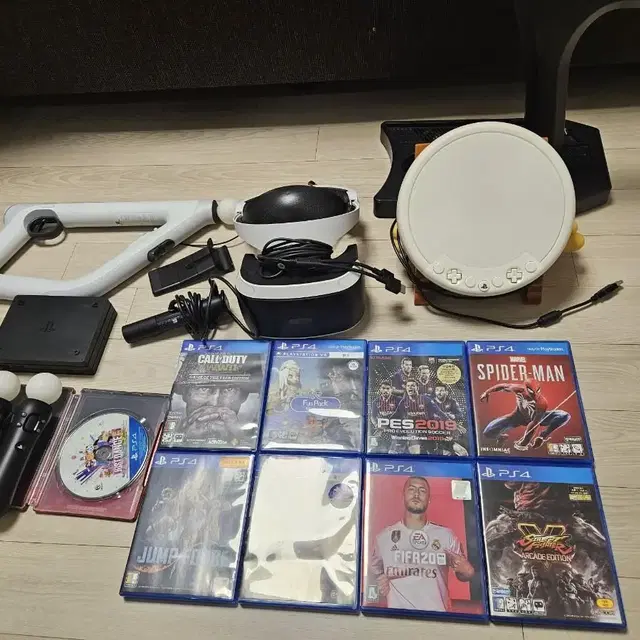 ps4 pro +vr set +타이틀9장외 등등팝니당