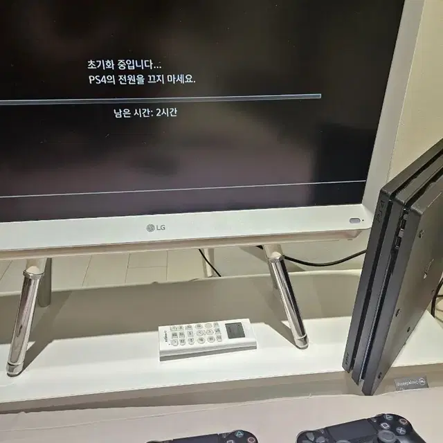 ps4 pro +vr set +타이틀9장외 등등팝니당