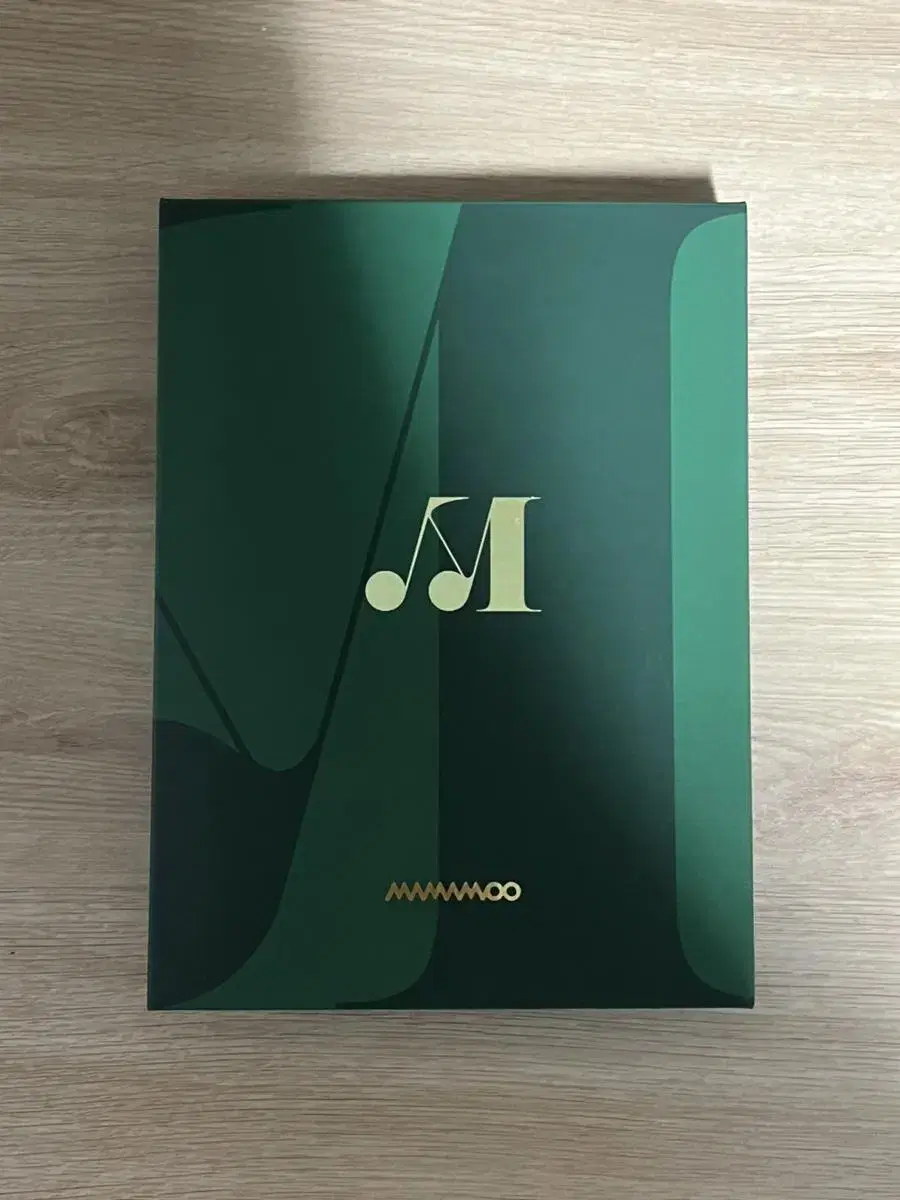 MAMAMOO TRAVEL album pre-order benefit