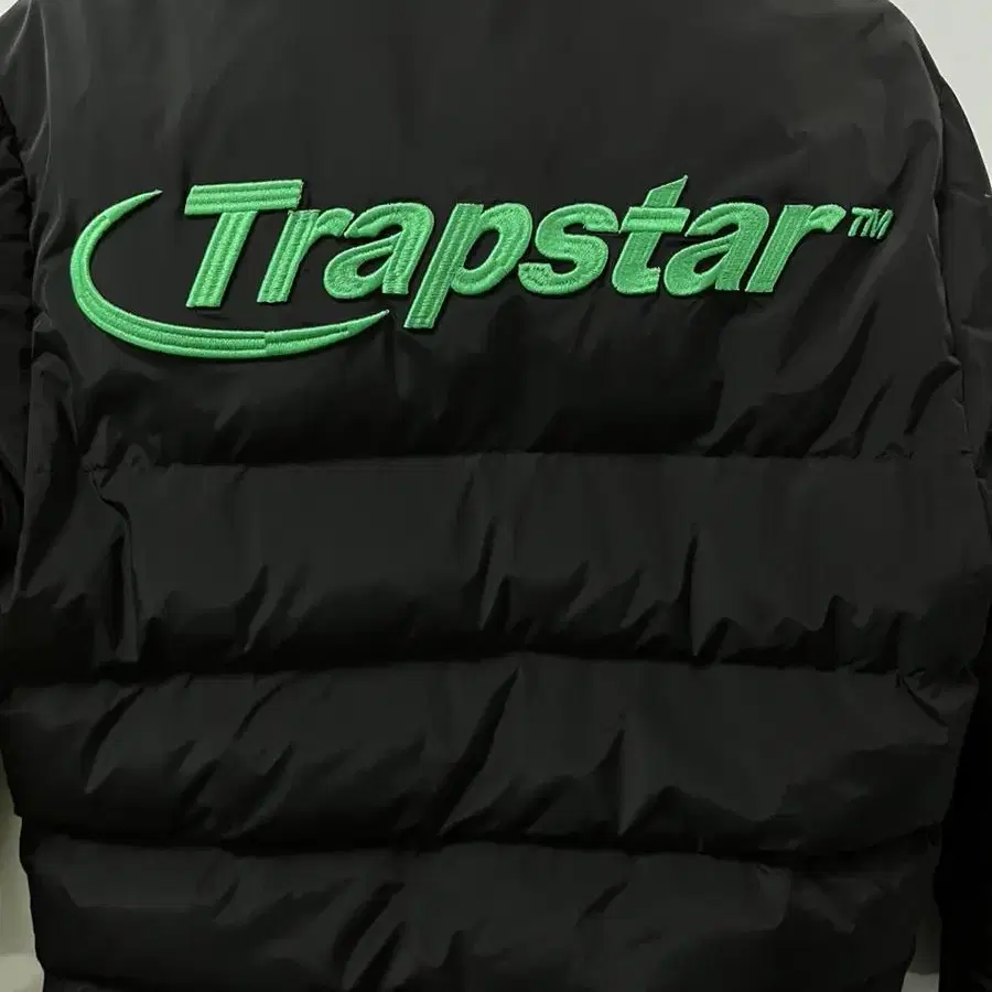 trapstar 패딩 하이퍼드라이브 그린