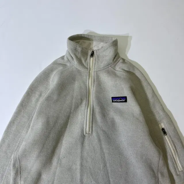 Patgonia Fleece Zip-up  (kold_5364)