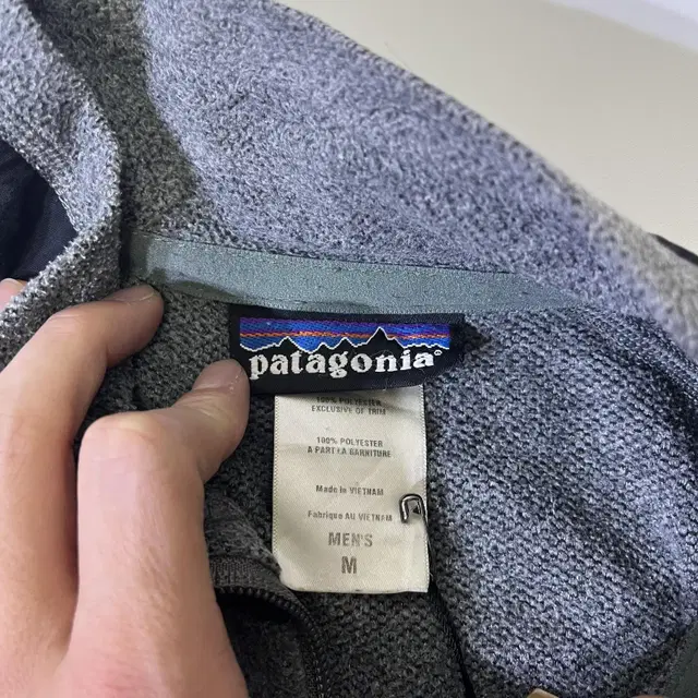 Patgonia Fleece Zip-up  (kold_5367)