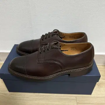 Trickers george outlet