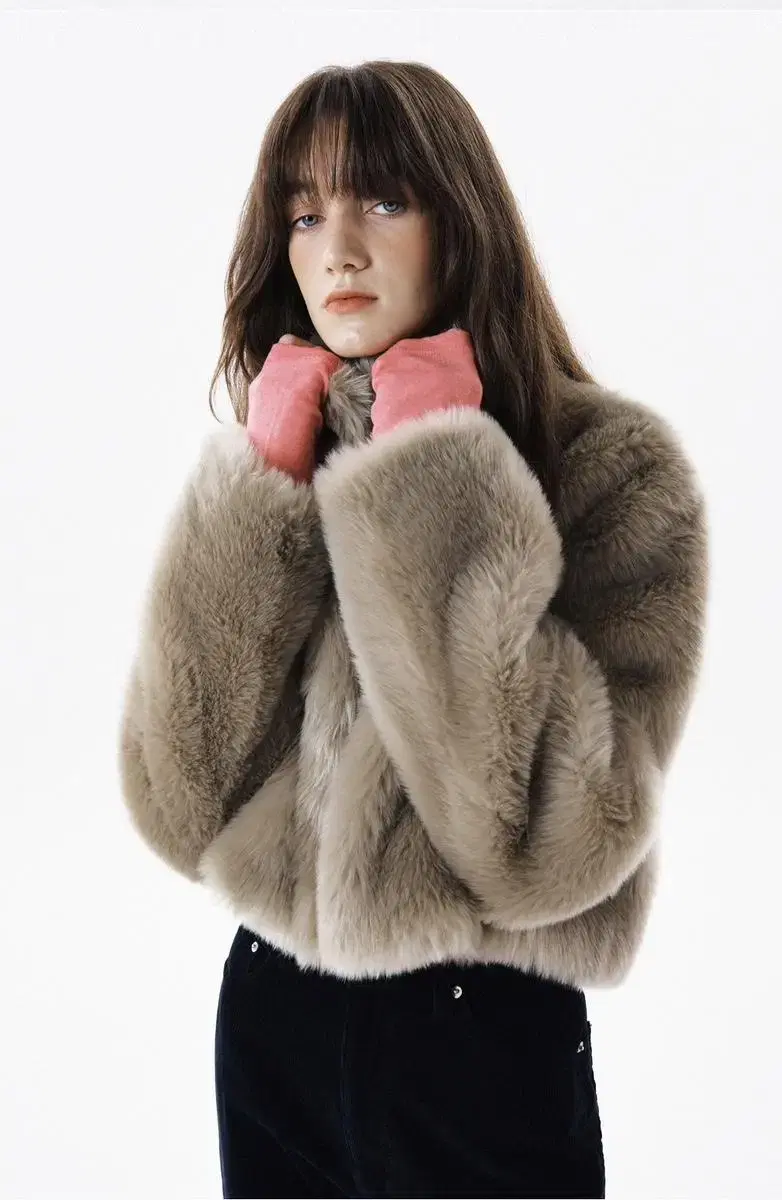 커렌트 크롭 퍼 자켓 CROP FUR JACKET [BEIGE]