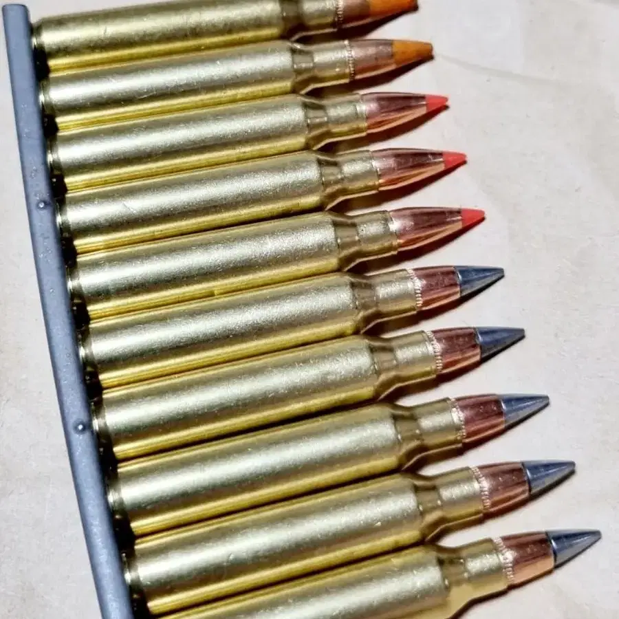 5.56mm 더미탄(모형탄)용 10발입 탄클립 판매