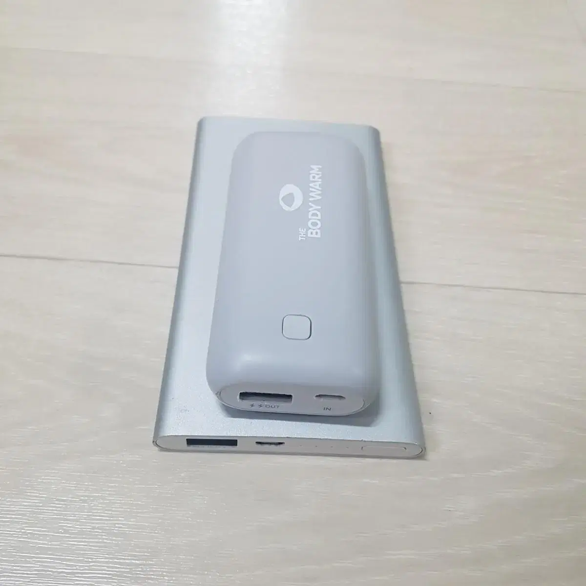 보조배터리 2개 1세트(5핀, C타입 케이블 포함) 각각 5,000mah