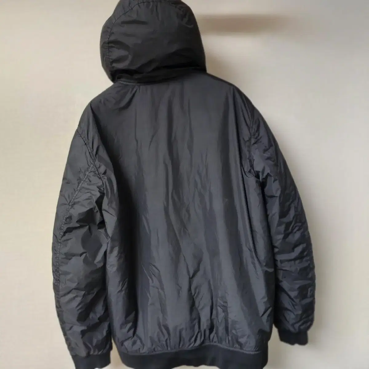 Stone Island Crinkle Labs 21FW 3XL condition S sells (has a hood)