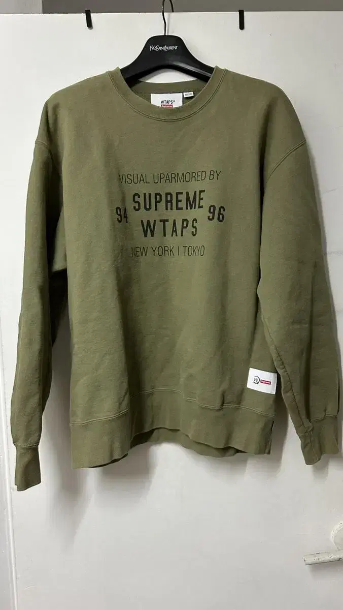 Supreme Wtaps 맨투맨 팝니다