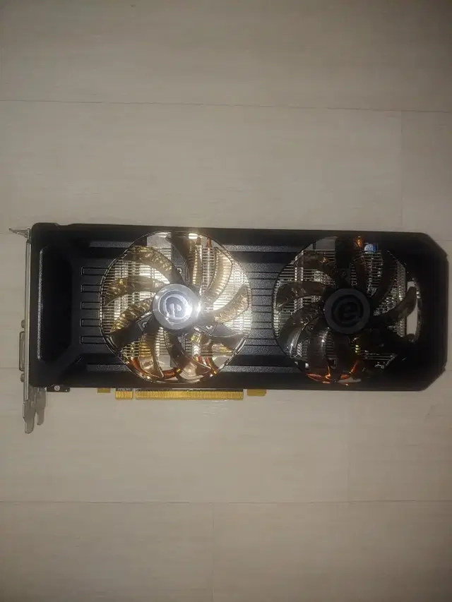 이엠텍 GTX 1060 6G 팝니다.