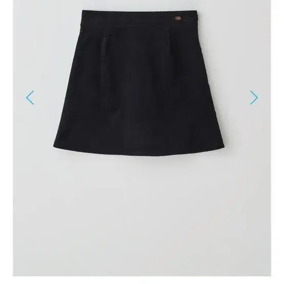 타낫 새상품 t/t Volume velvet mini skirt (M)