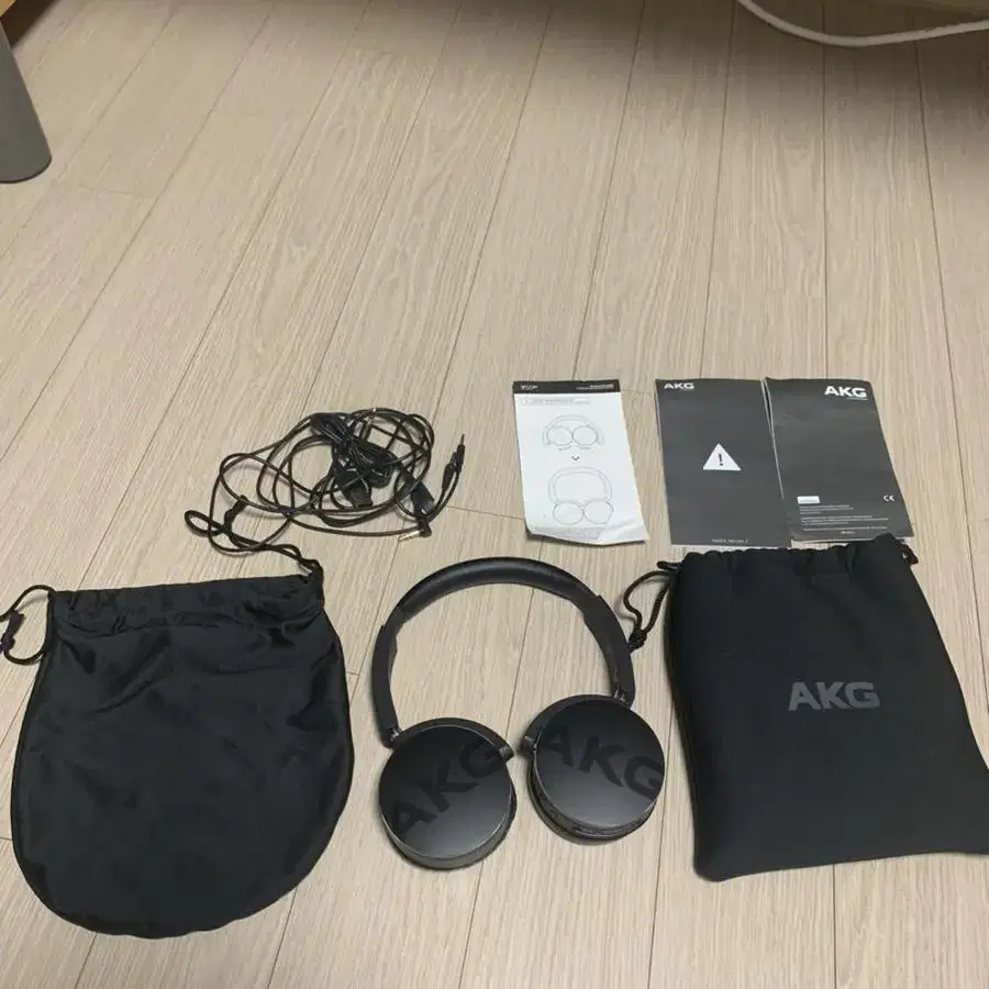 AKG Y50 bt 헤드폰