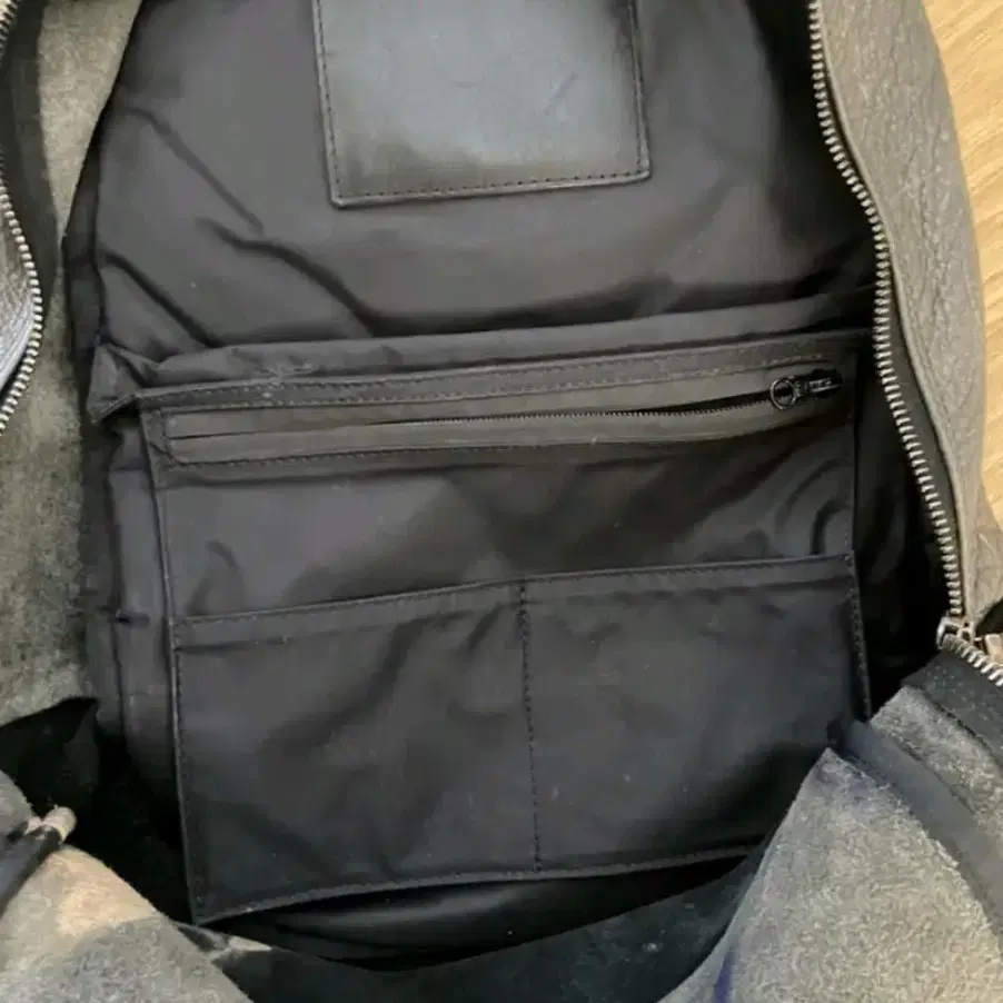 킬스펜서 Killspencer Daybag 가죽 백팩 팝니다