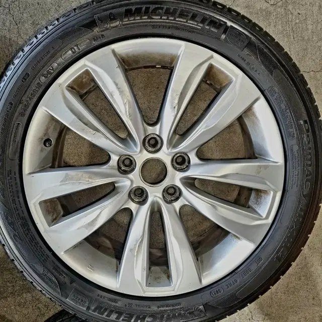 중고휠 중고타이어 245/45R18 판매합니다