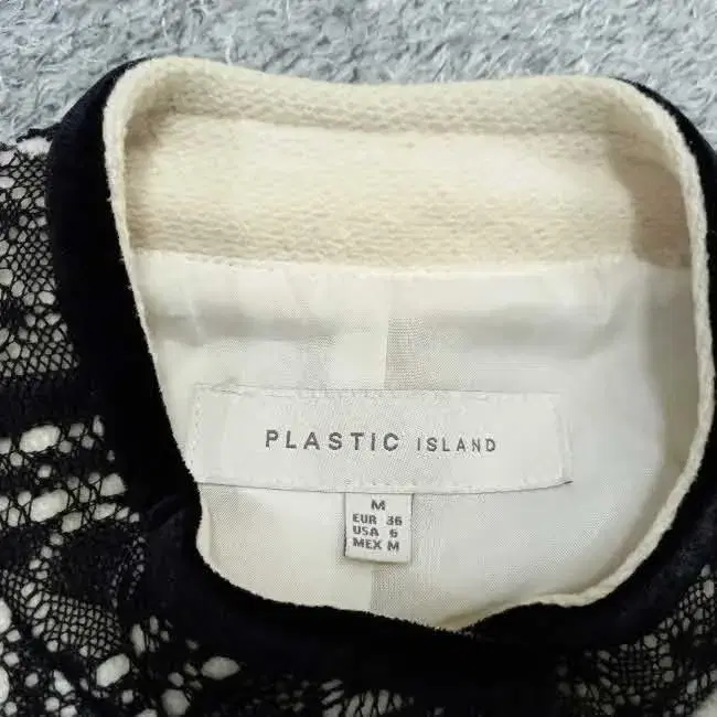 Z1121 플라스틱아일랜드 여성 숏자켓 (여M) PLASTIC ISLAN