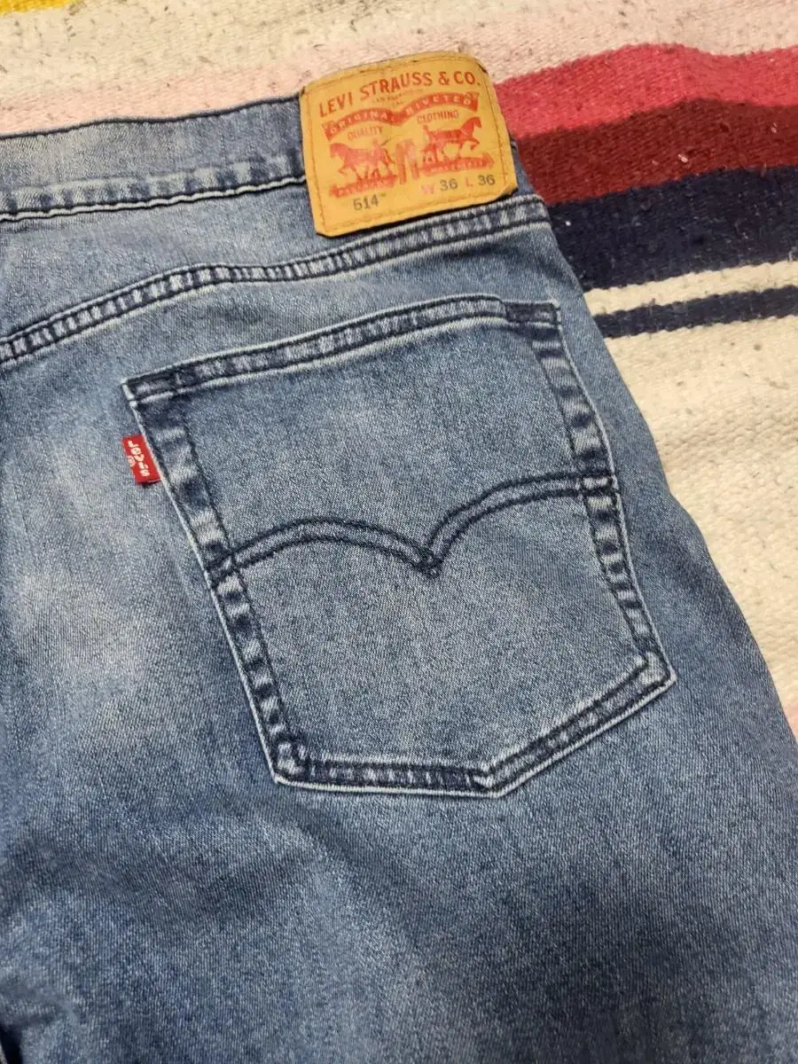 Levis 514