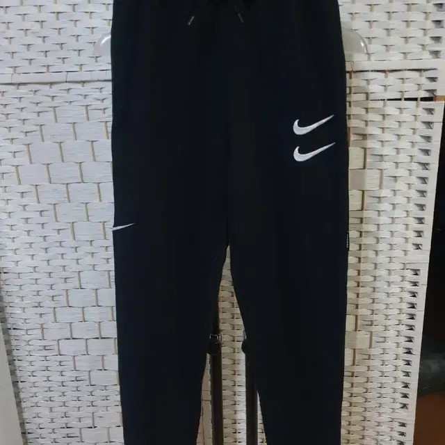 (0059) Nike 나이키 더블스우시 퓨추라 조거팬츠 M