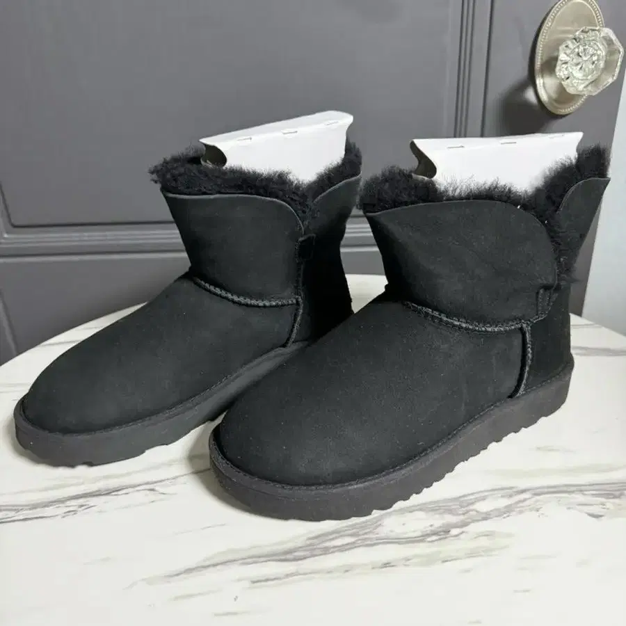 (새상품) UGG 어그 부츠 6사이즈 (230mm)