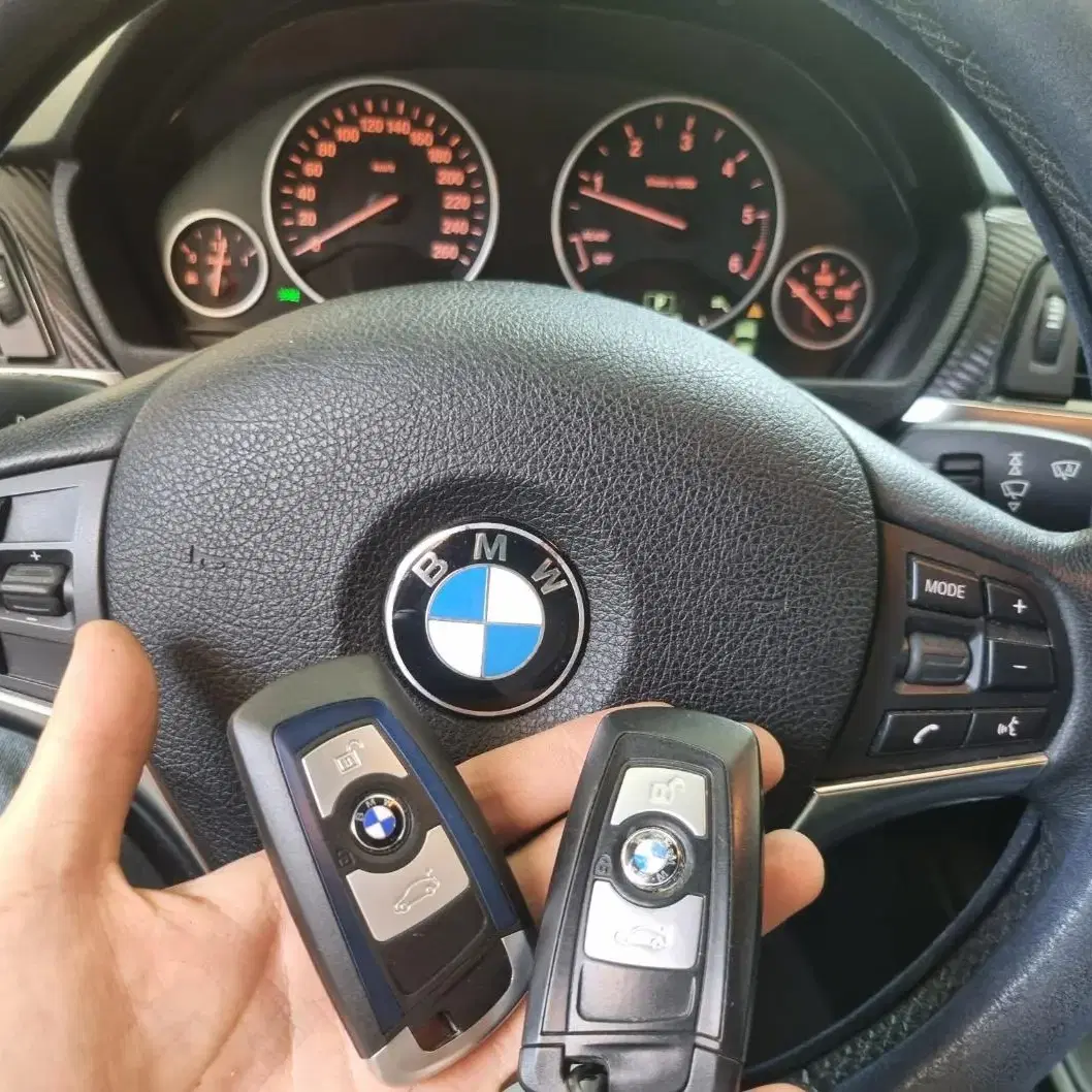 걱정없이 한 번에 만족스러운 BMW 자동차키 복사 스페어키 제작